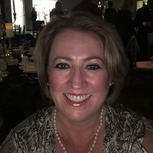 Meet your Posher, Brenda